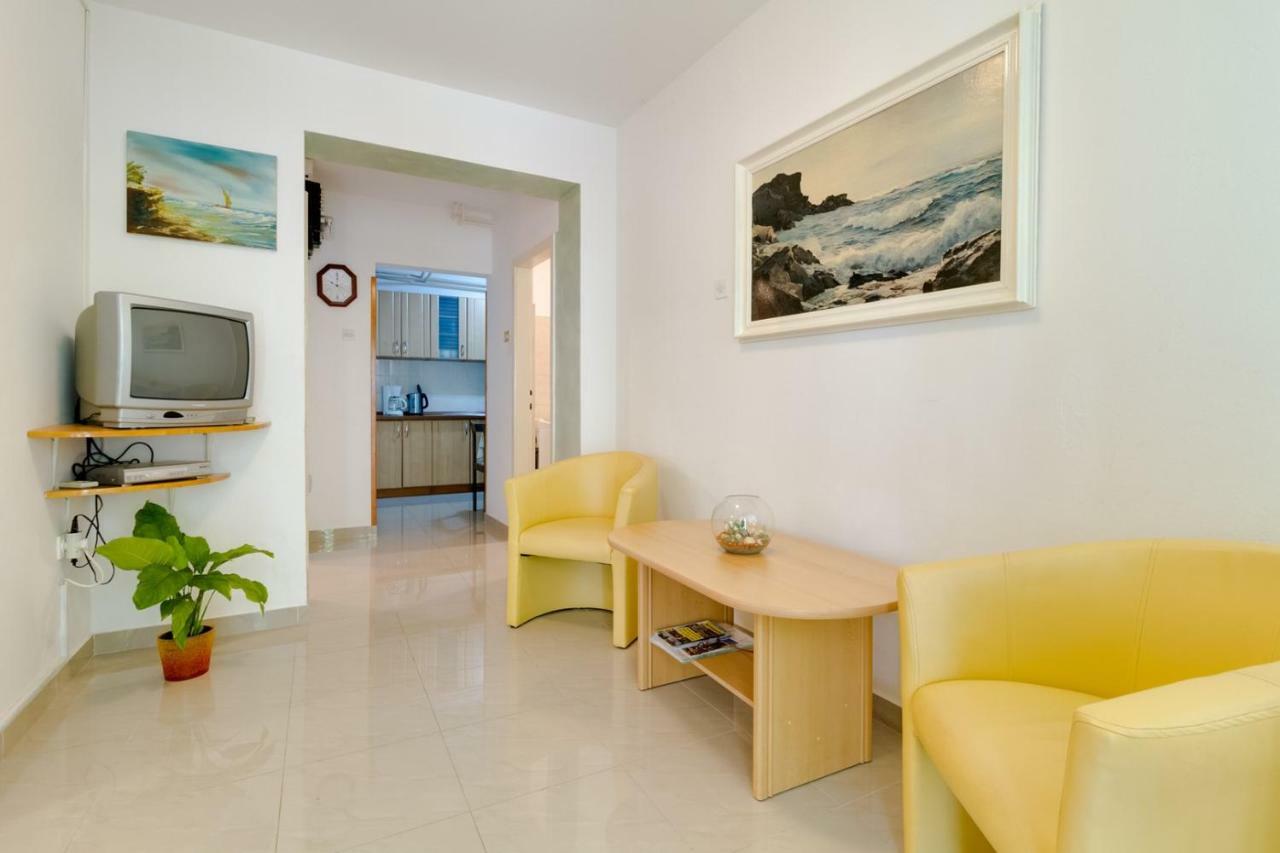 Apartments Perka Near Beach PUY 외부 사진